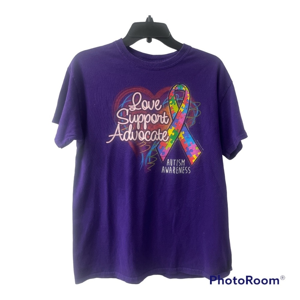 Hunter’s green elementary autism awareness medium tee